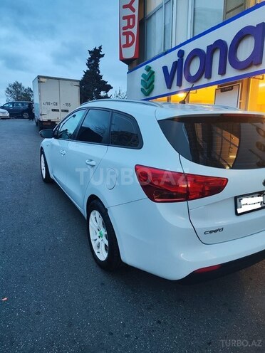 Kia Ceed 2013, 250,000 km - 1.6 l - Bakı