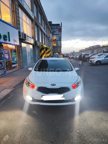 Kia Ceed 2013, 250,000 km - 1.6 l - Bakı