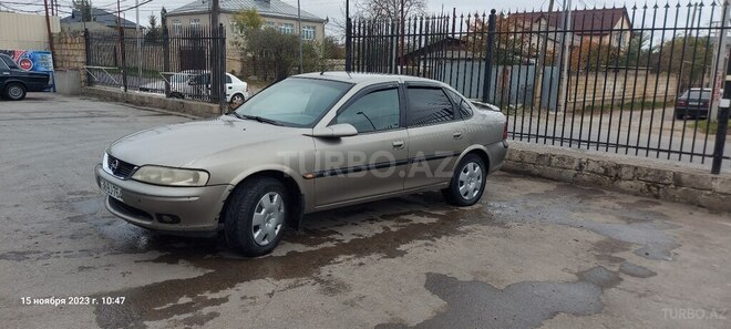 Opel Vectra 1996, 370,000 km - 2.0 l - Bakı