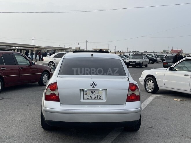 Volkswagen Passat 2004, 354,786 km - 1.8 л - Bakı