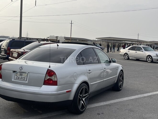 Volkswagen Passat 2004, 354,786 km - 1.8 л - Bakı