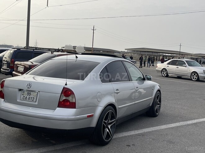 Volkswagen Passat 2004, 354,786 km - 1.8 л - Bakı