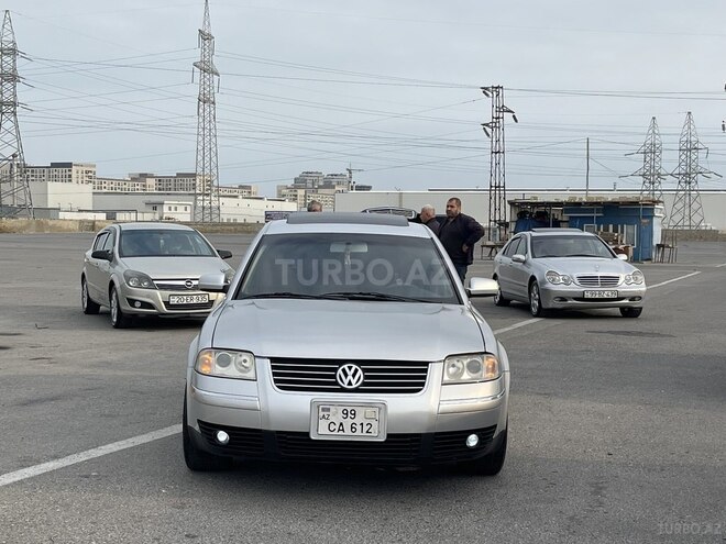 Volkswagen Passat 2004, 354,786 km - 1.8 л - Bakı