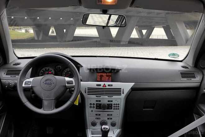 Opel Astra 2009, 205,000 km - 1.4 l - Bakı
