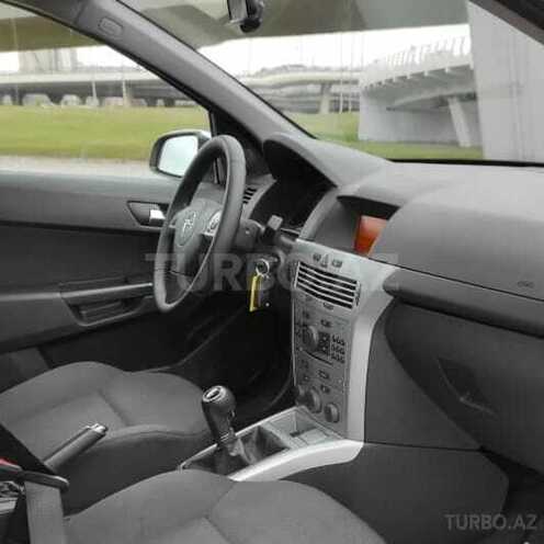 Opel Astra 2009, 205,000 km - 1.4 l - Bakı