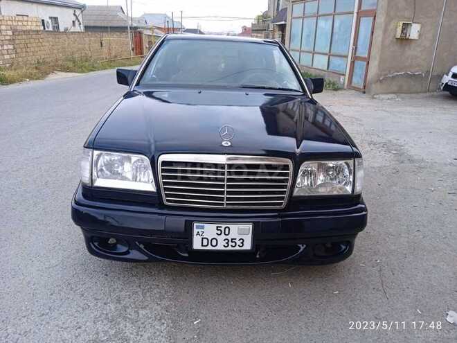 Mercedes E 250 1993, 228,000 km - 2.5 l - Bakı