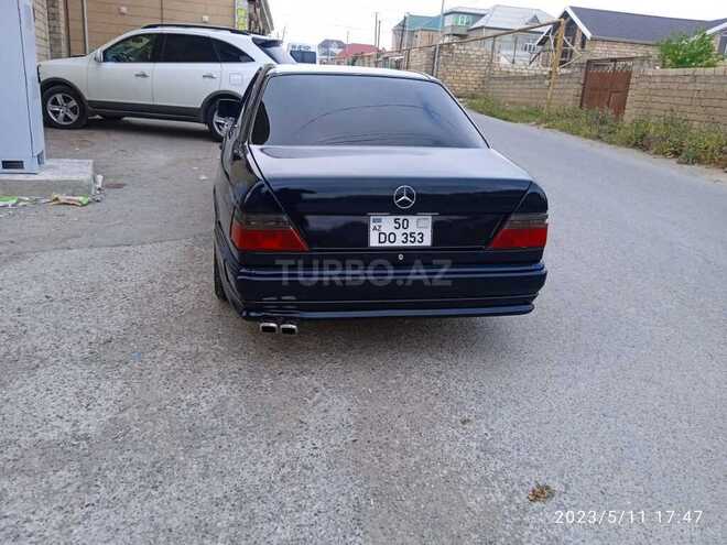 Mercedes E 250 1993, 228,000 km - 2.5 l - Bakı