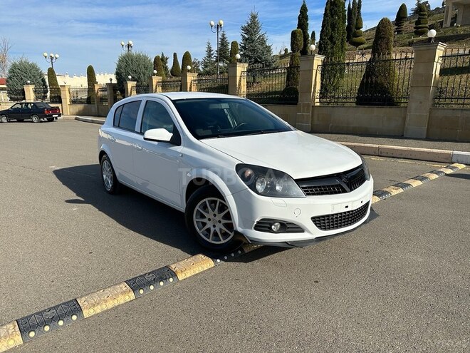 Opel Astra 2009, 196,888 km - 1.4 л - Gəncə
