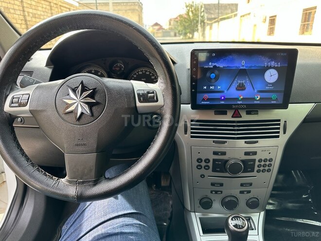 Opel Astra 2009, 196,888 km - 1.4 л - Gəncə