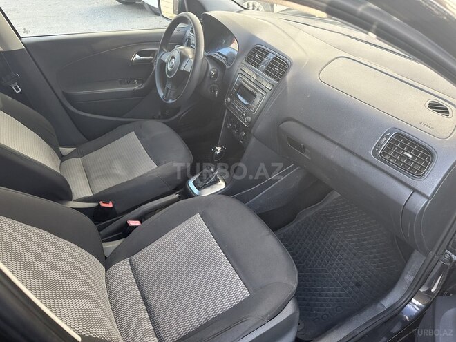 Volkswagen Polo 2013, 188,000 km - 1.6 l - Bakı