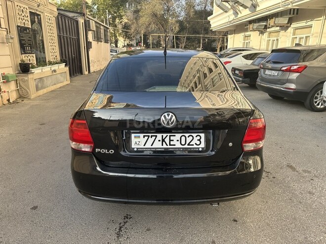 Volkswagen Polo 2013, 188,000 km - 1.6 l - Bakı