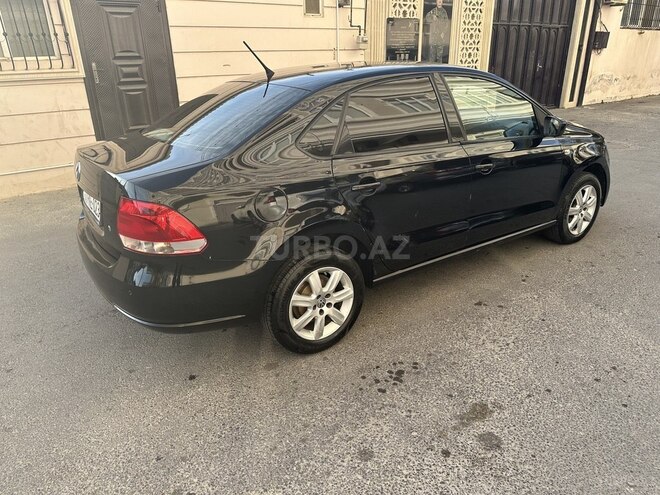 Volkswagen Polo 2013, 188,000 km - 1.6 l - Bakı