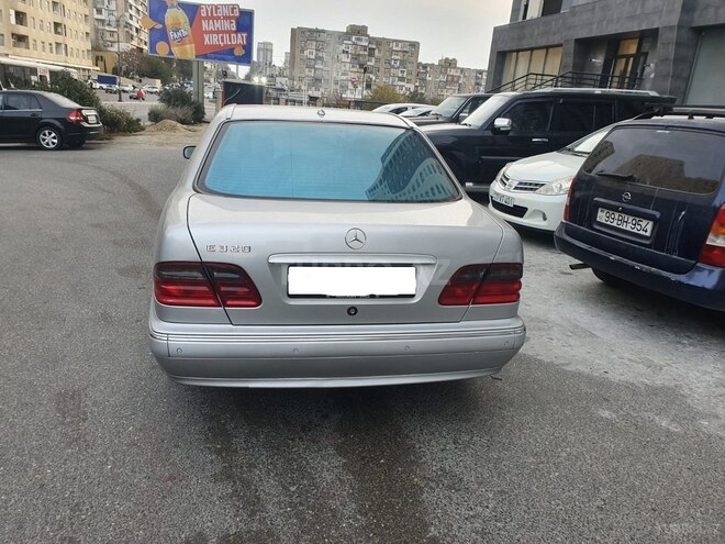 Mercedes E 320 1999, 310,000 km - 3.2 l - Bakı