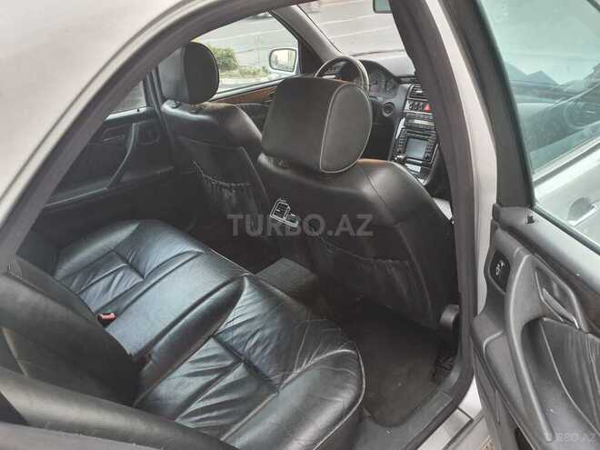 Mercedes E 320 1999, 310,000 km - 3.2 l - Bakı