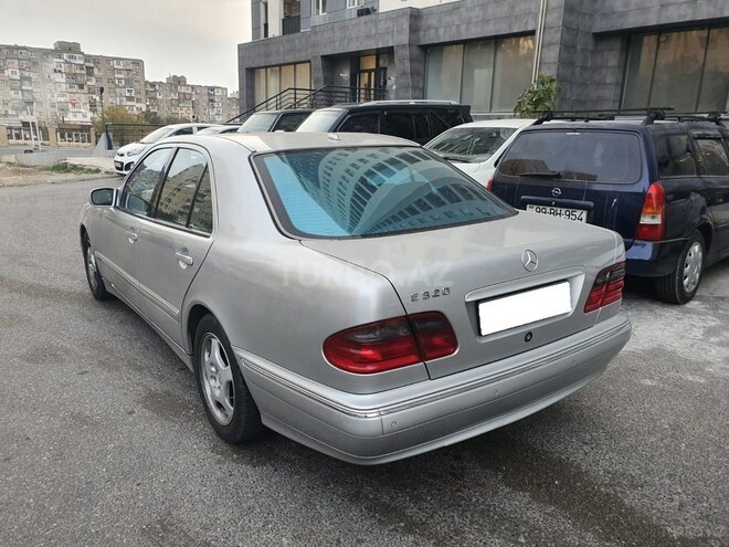 Mercedes E 320 1999, 310,000 km - 3.2 l - Bakı