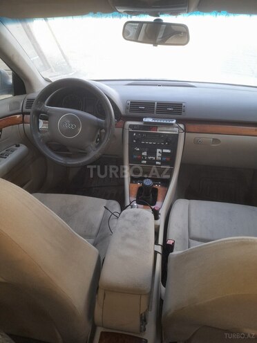 Audi A4 2002, 200,000 km - 2.0 l - Bakı