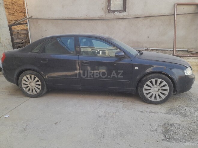 Audi A4 2002, 200,000 km - 2.0 l - Bakı