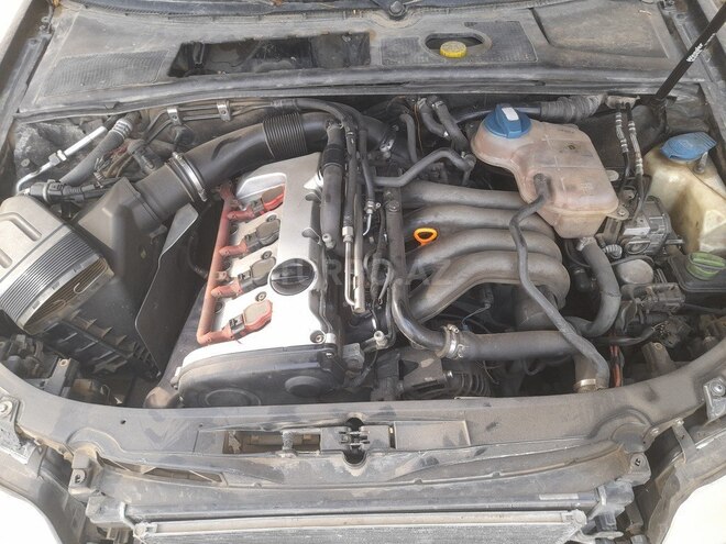 Audi A4 2002, 200,000 km - 2.0 l - Bakı