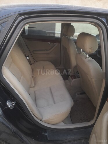 Audi A4 2002, 200,000 km - 2.0 l - Bakı