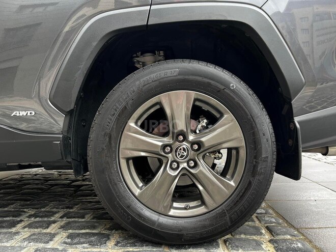 Toyota RAV4 2021, 21,000 km - 2.5 л - Bakı