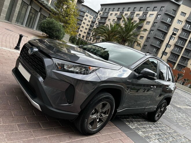 Toyota RAV4 2021, 21,000 km - 2.5 л - Bakı