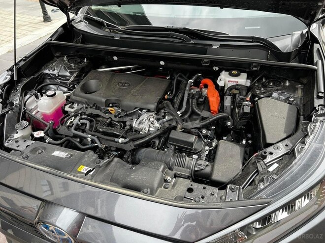 Toyota RAV4 2021, 21,000 km - 2.5 л - Bakı