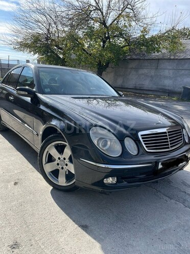 Mercedes E 260 2002, 231,877 km - 2.6 l - Şəki