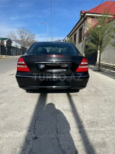 Mercedes E 260 2002, 231,877 km - 2.6 l - Şəki