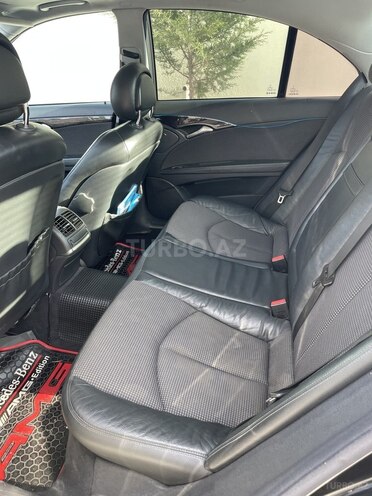Mercedes E 260 2002, 231,877 km - 2.6 l - Şəki