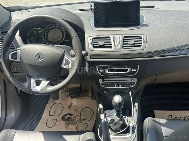 Renault Megane 2011, 299,600 km - 1.5 l - Bakı
