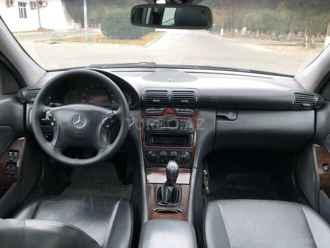 Mercedes C 240 2001, 322,000 km - 2.6 л - Sumqayıt
