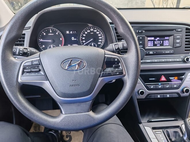 Hyundai Elantra 2017, 116,000 km - 1.6 л - Bakı