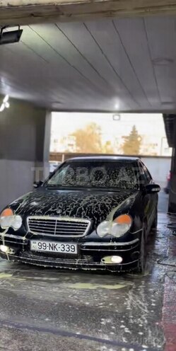 Mercedes C 240 2000, 257,000 km - 2.6 l - Quba