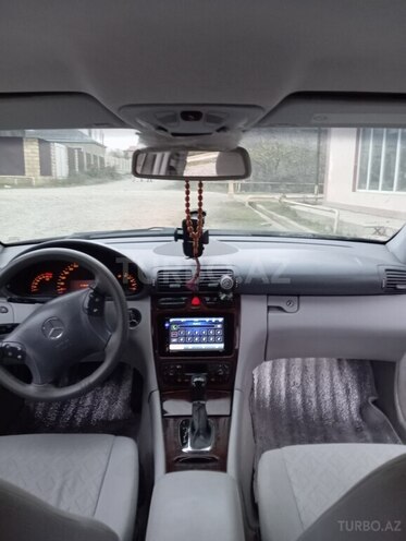 Mercedes C 240 2000, 257,000 km - 2.6 l - Quba
