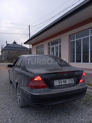 Mercedes C 240 2000, 257,000 km - 2.6 l - Quba