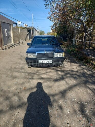 Mercedes 190 1990, 300,000 km - 2.0 l - Gəncə