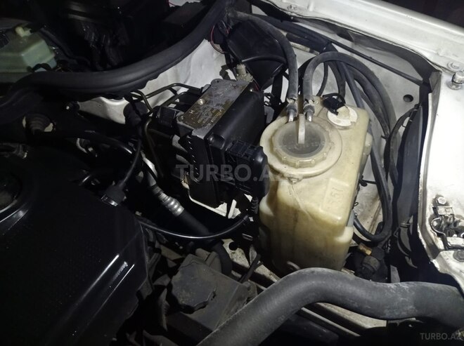 Mercedes E 230 1997, 435,000 km - 2.3 l - Bakı