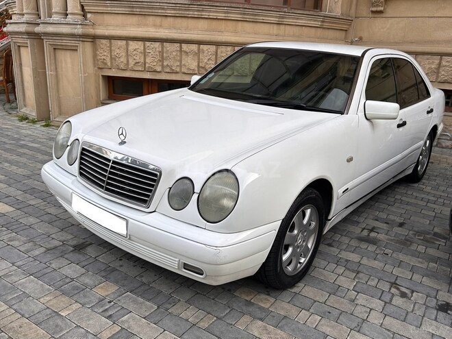 Mercedes E 230 1997, 435,000 km - 2.3 l - Bakı