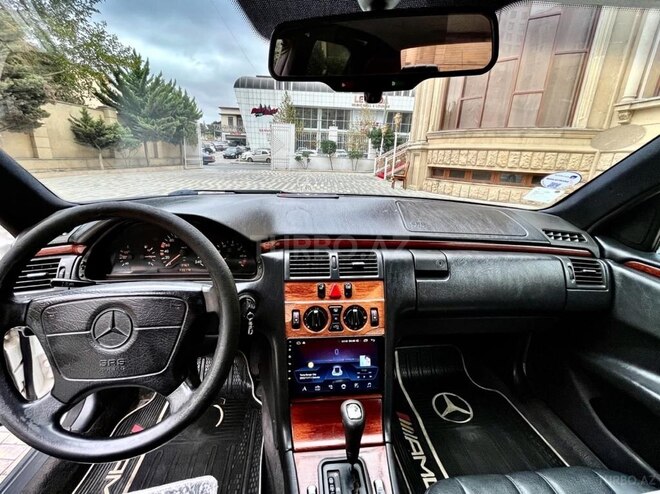 Mercedes E 230 1997, 435,000 km - 2.3 l - Bakı