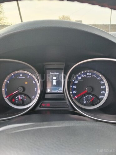 Hyundai Santa Fe 2013, 141,000 km - 2.4 л - Tovuz