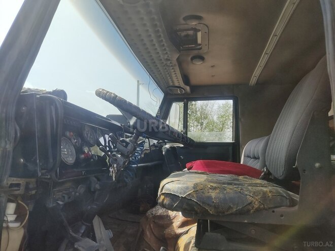 KamAz 53212 1982, 230,000 km - 11.0 л - Sabirabad