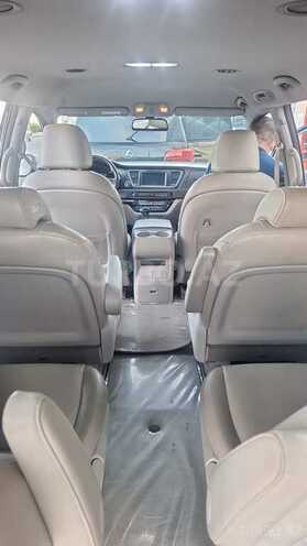Kia Carnival 2016, 240,000 km - 2.2 l - Bakı