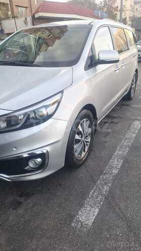 Kia Carnival 2016, 240,000 km - 2.2 l - Bakı
