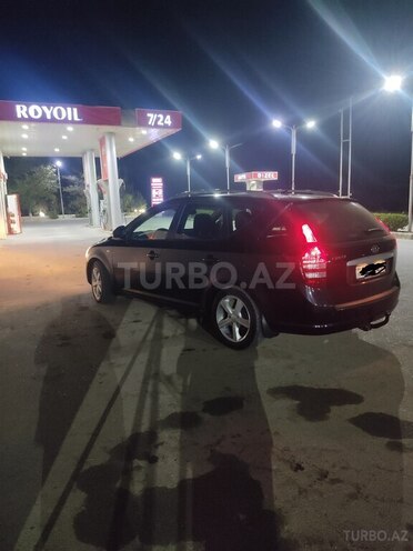 Kia Ceed 2008, 172,123 km - 1.6 l - Salyan