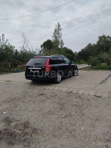 Kia Ceed 2008, 172,123 km - 1.6 l - Salyan