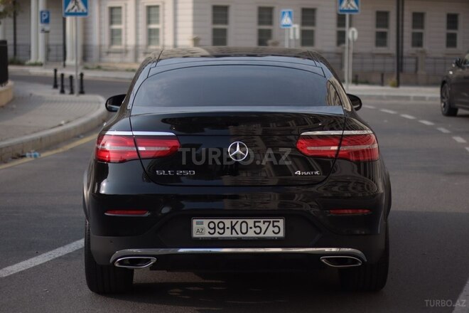 Mercedes  2018, 40,000 km - 2.0 l - Bakı