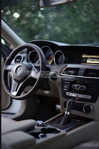 Mercedes C 180 2012, 208,000 km - 1.8 l - Bakı