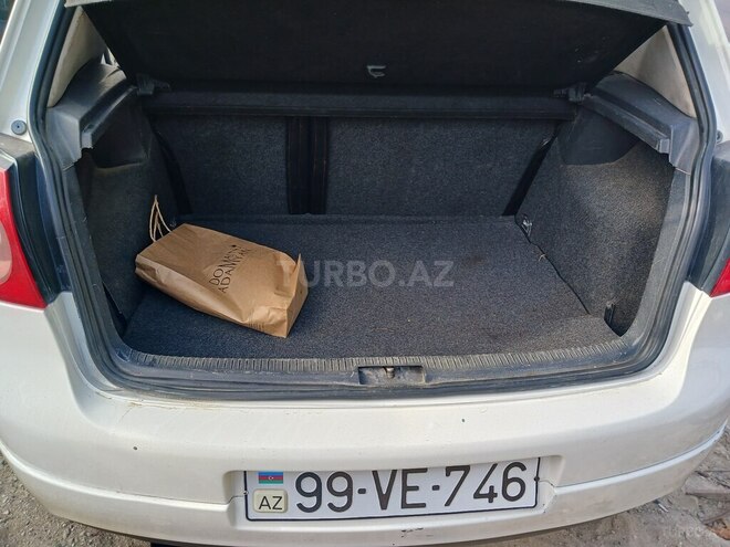 Volkswagen Golf 2006, 280,000 km - 1.6 l - Bakı