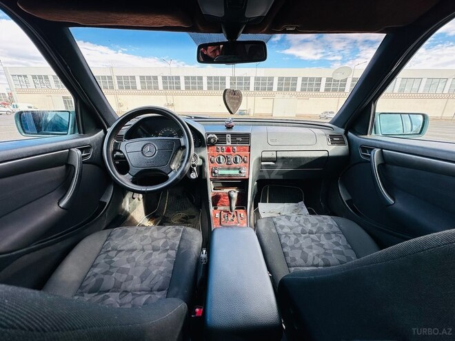 Mercedes C 180 2000, 345,000 km - 1.8 l - Gəncə