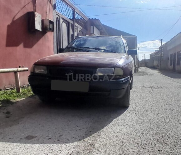 Opel Astra 1994, 250,000 km - 1.6 l - Bakı